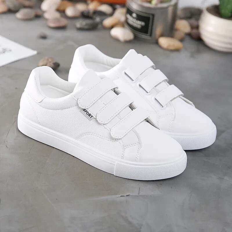 2025 New Spring and Autumn White Designer Women's Shoes Korean Soft soled Thick soled Lightweight Anti slip Flat Shoes Trendy Casual Shoes1