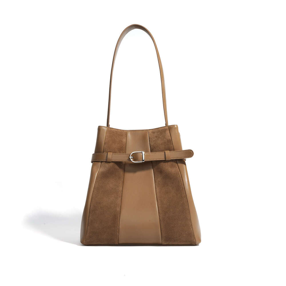 Luxury Bag Designer Fall New Cowhide Tote High End Large Capacity Shoulder Bag Genuine Leather Stripe Patchwork One Shoulder Commuter Women's Tot