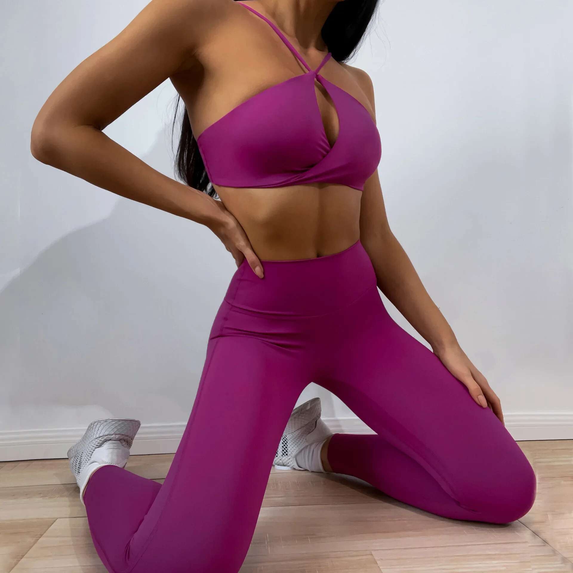 CUTIES Wrap Front Fiess Yoga Set Women Scrunch Booty Leggings Workout Clother Purple Bra Gym Sport Suit Tracksuit
