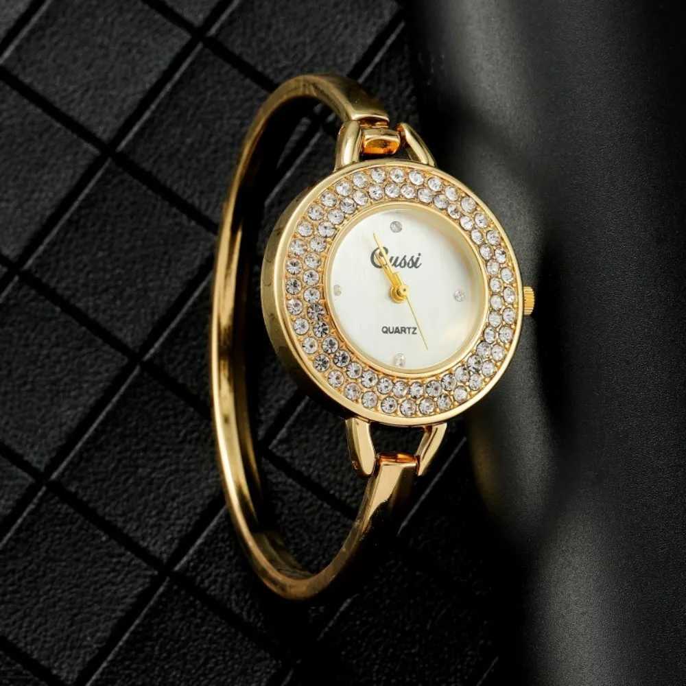 CUSSI brand luxury gold round dial fashionable Rhinestone round quartz bracelet watch elegant womens watch Saati RelojesT250408