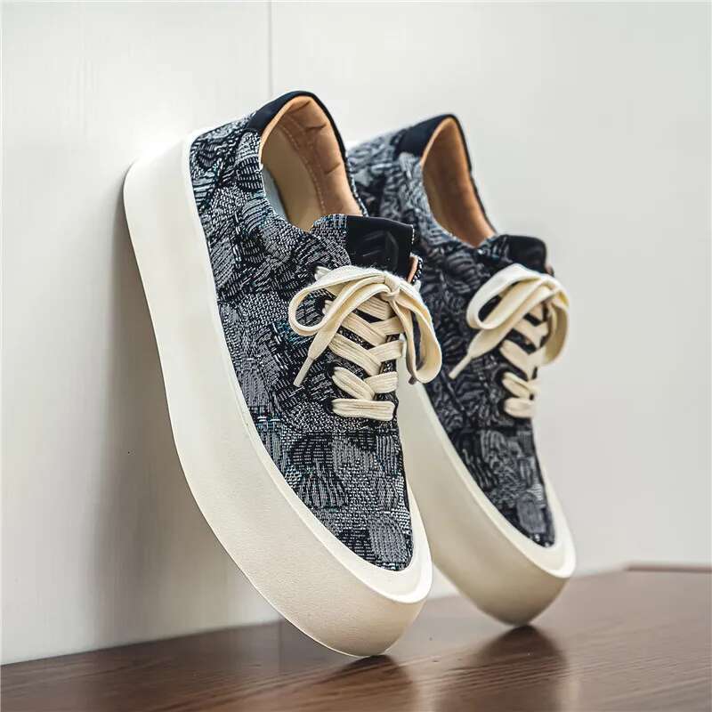 2025 New Summer Fashion Men's Canvas Platform Casual Board Designer Outdoor Breathable Lace up Sports Shoes Walking Shoes1