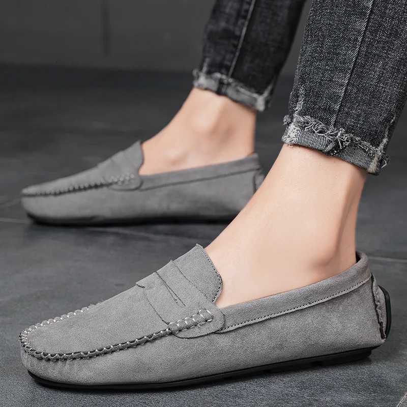 FAshion Suede Men Casual Shoes Breathable Comfort Slip-on Mens Driving Shoes luxury brand Men Loafers Mens Lazy Shoes Z251107