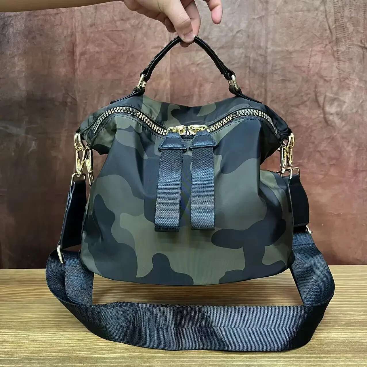 Women's Fashion Lightweight Shoulder Bag Multifunctional Large Capacity Crossbody Handbag For Daily Use