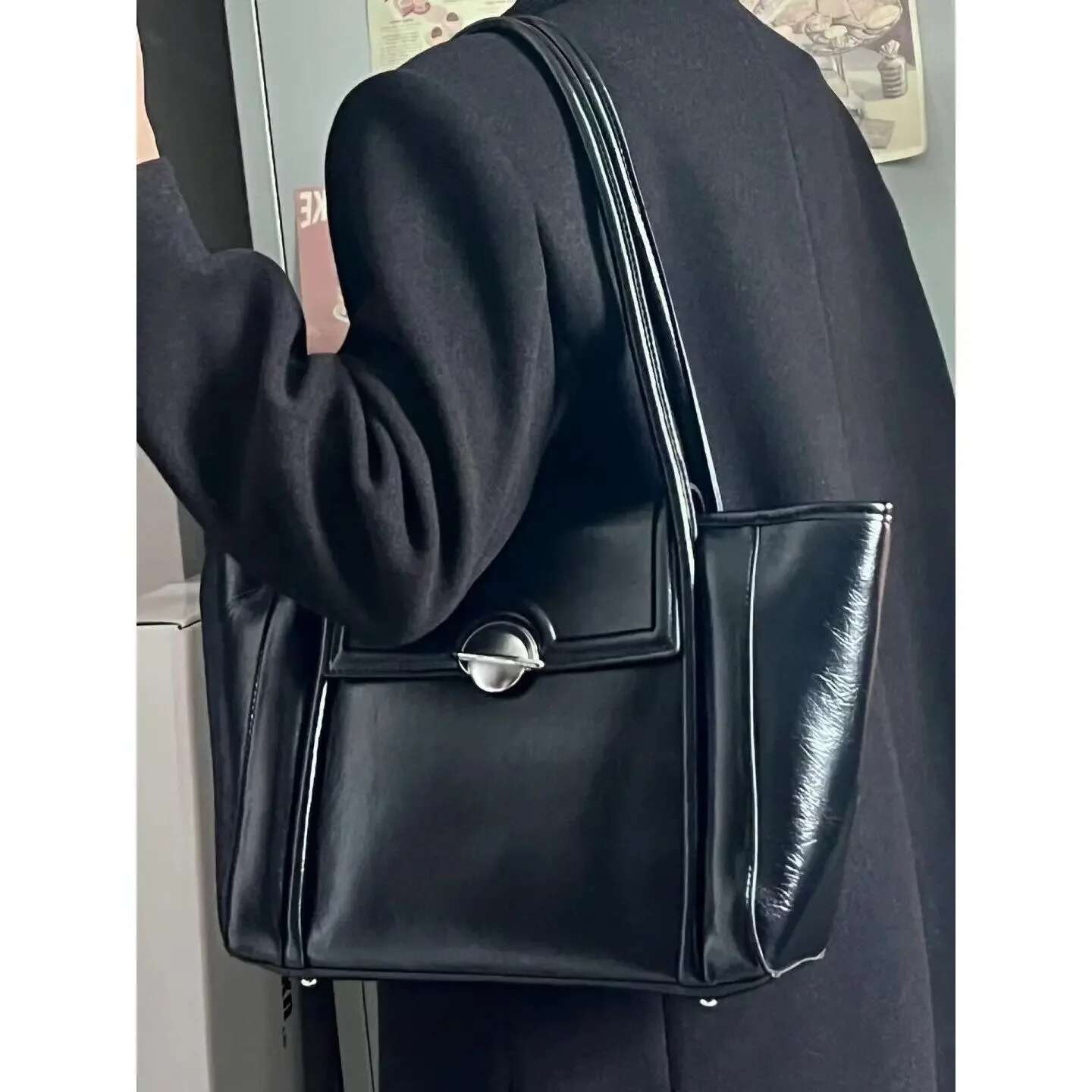 Miyagawa 2023 New Fashion Versatile Soft Leather Large Capacity Student Classroom Japanese Style Commuting One Shoulder Bag