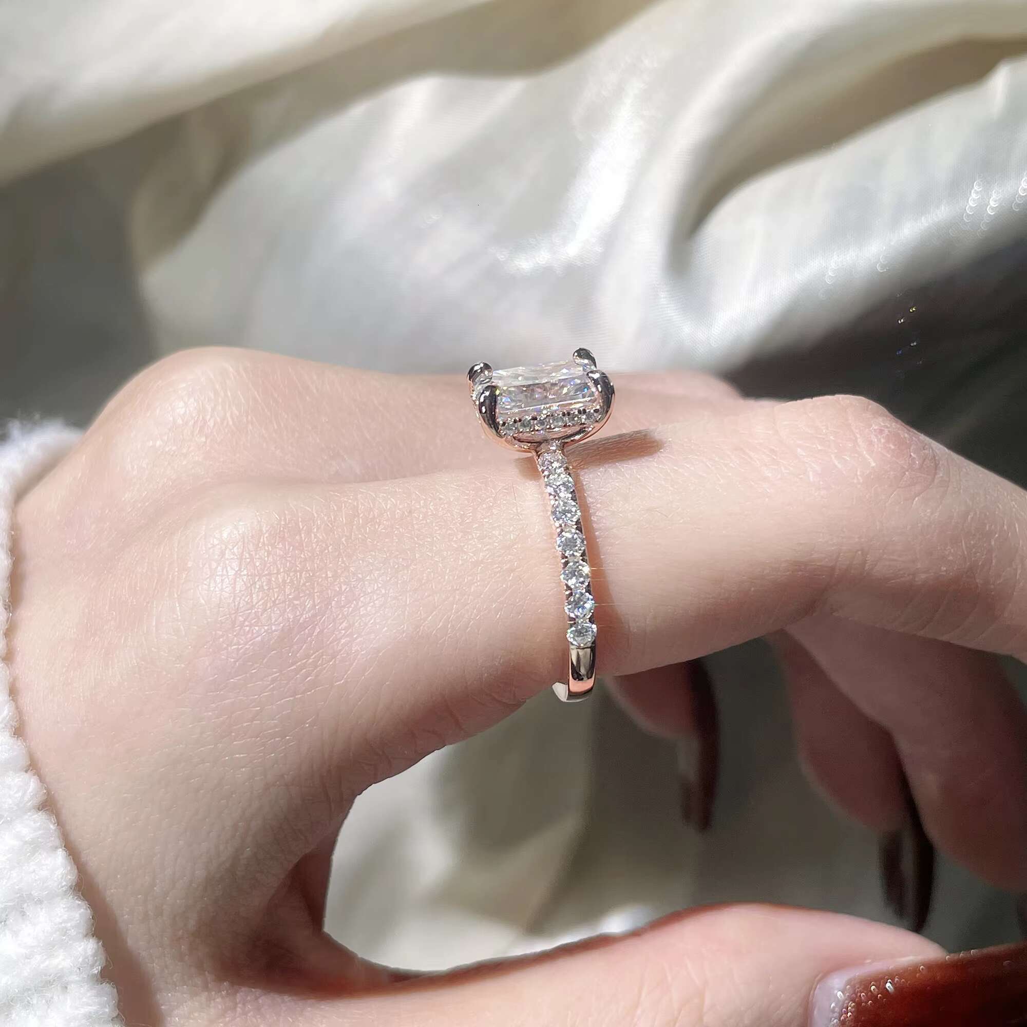 Tianyu Fine Jewelry 2ct 3ct Radiant Cut Gold Plated 18K Mossanite Engagement Sterling Silver Mossanite Ring 925 for Women