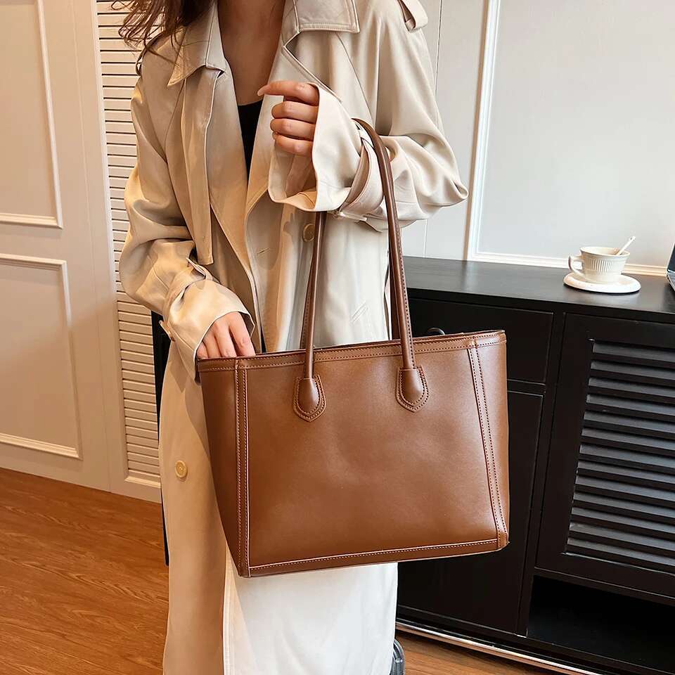 A High Grade Large Capacity Women S New Leisure Commuter Burst Single Shoulder Tote Bag Handbag