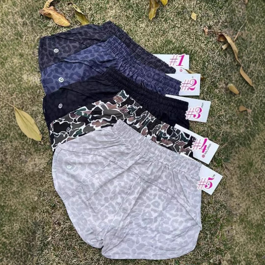 2025 New Designer Shorts Summer New Women's Clothing Personalized And Fashionable High Waist Slimming Three Part Shorts