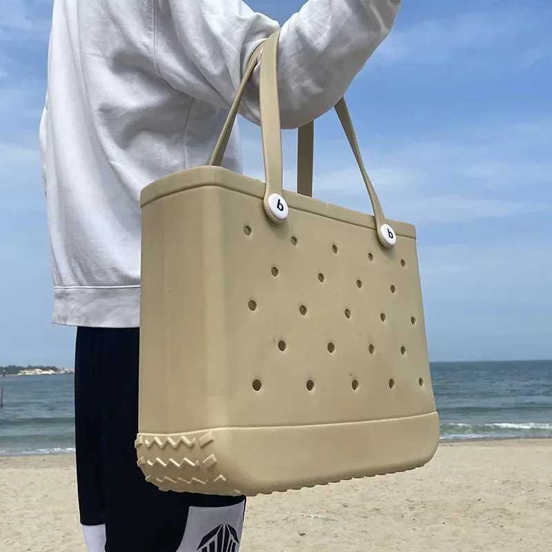 EVA beach jelly bag rubber waterproof Shoder handbag large capacity portable travel handbag summer swimming pool Fi warm handbag Y250409