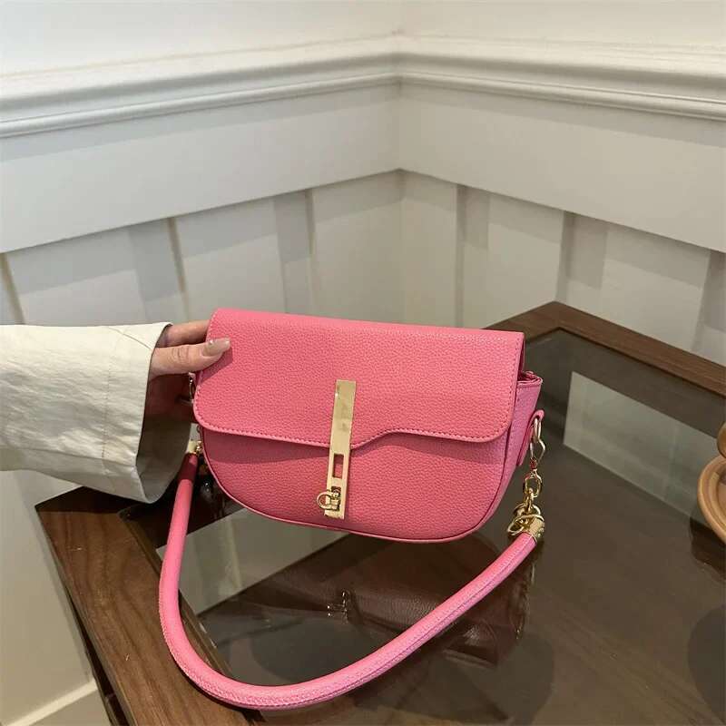 Fashion Women's Saddle Korean Version Of High-End Shoulder Messenger Glossy Small Square Bag
