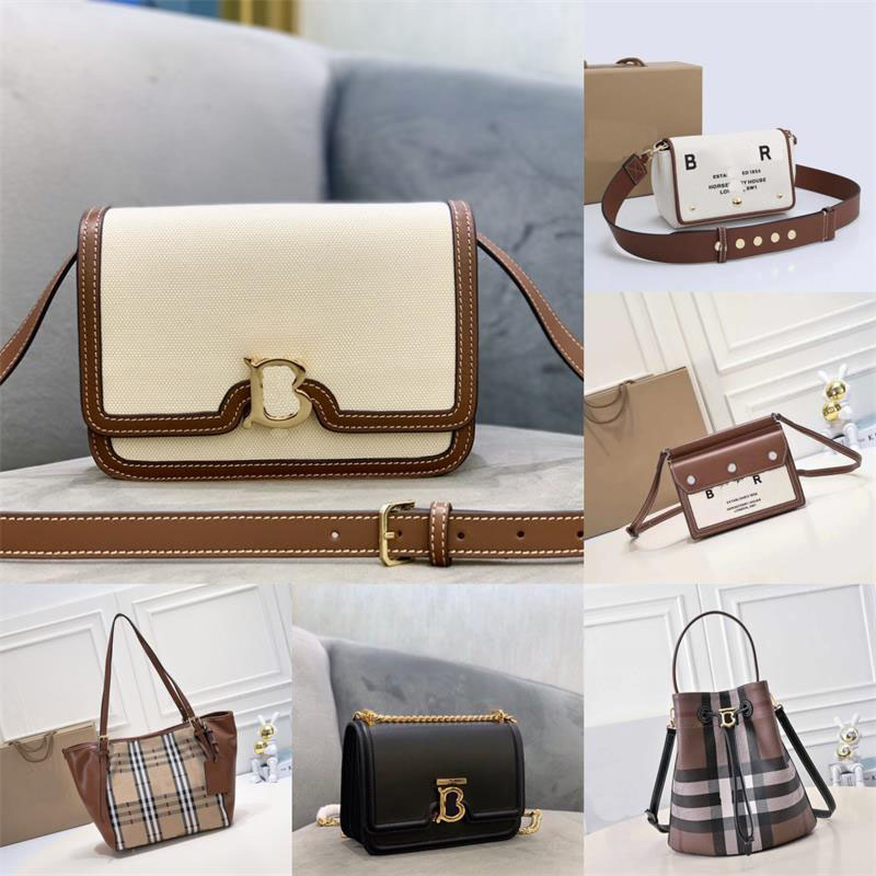 Designer retro small square bag with high fashion hand texture single shoulder crossbody bag niche AA