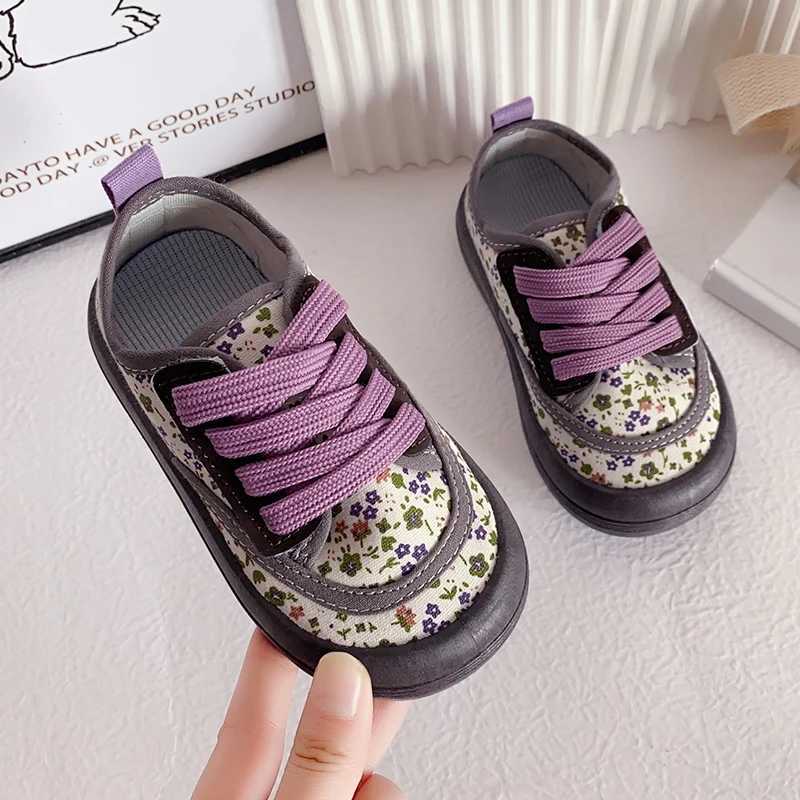 Childrens Fashion Edition Soft Canvas Shoes Flower Printed Casual Childrens Shoes Direct Shipping Lace Up 2023 Spring Boys Apartment New X250409