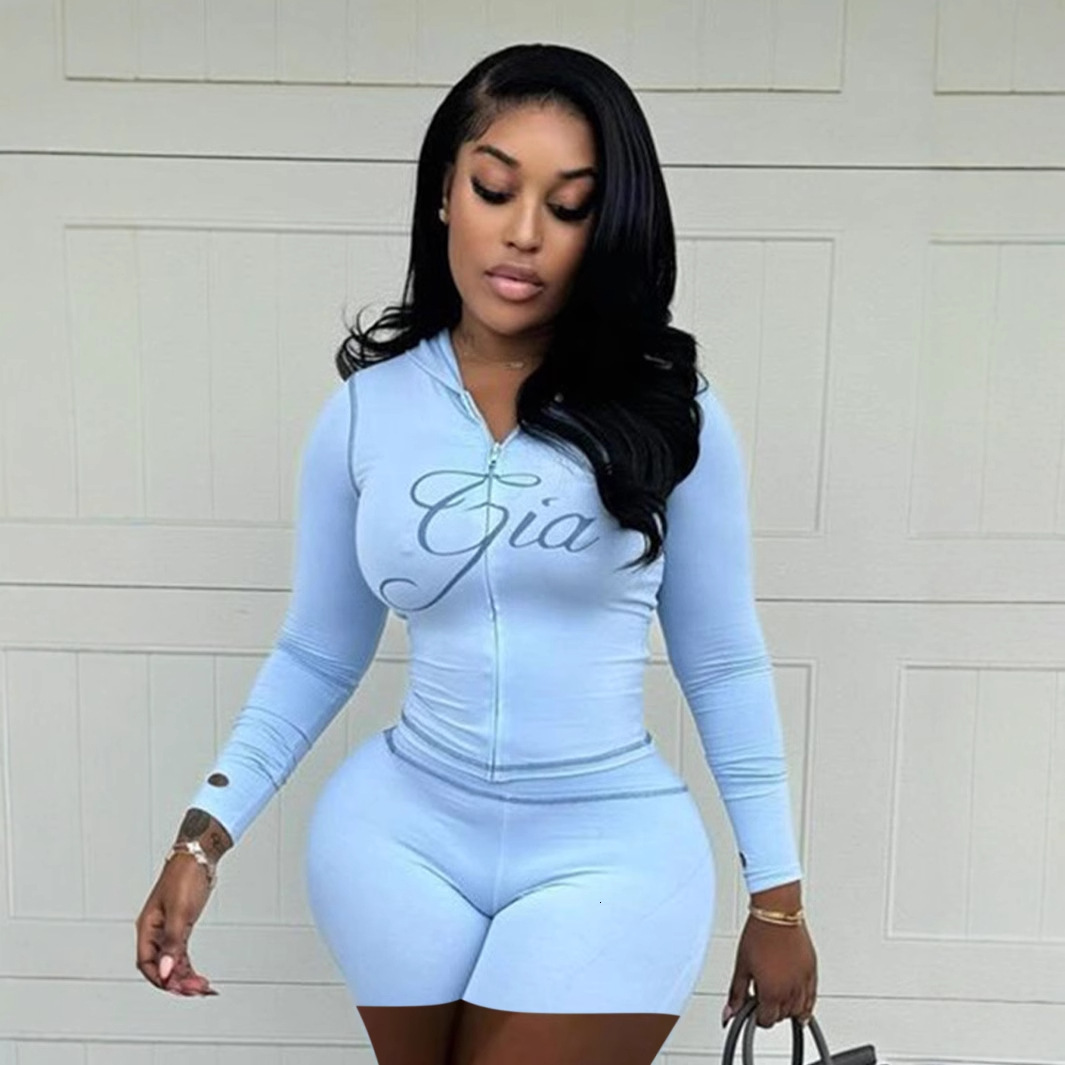 2025S Designer Women S Set Fashion Printed Slim Fit Elastic Hooded Sports Style Long Sleeved Jacket Shorts Set For Women