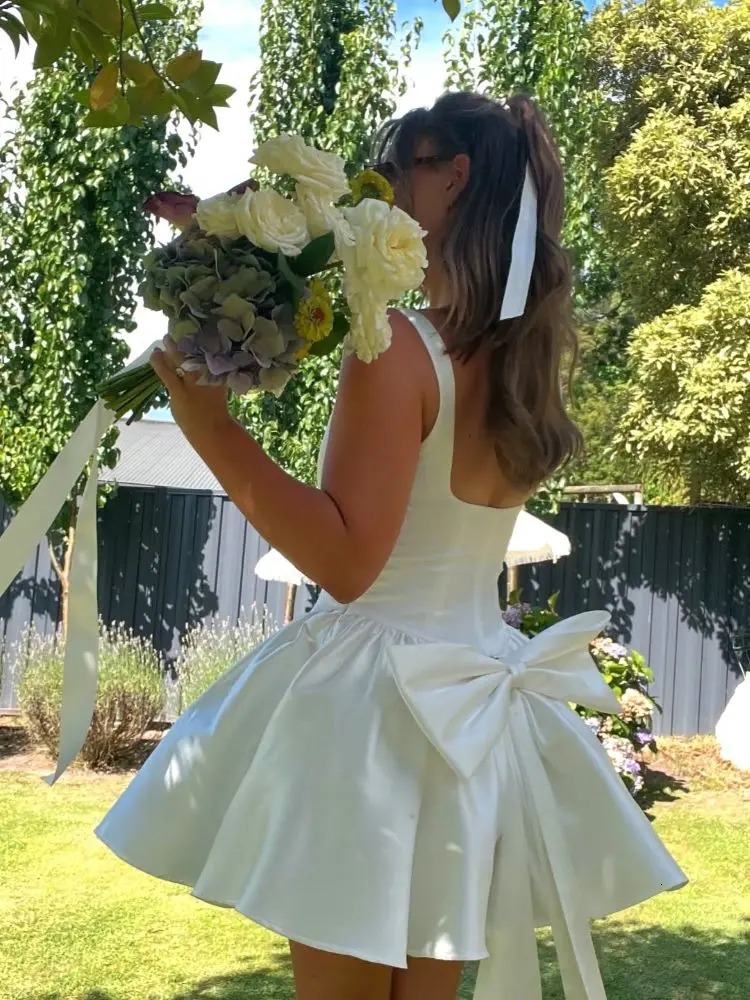 Women Fashion 3d Bow Backless A-line Summer Dress Elegant Backless White Mini Fluffy Dresses Ladies Party Club Robes 250408