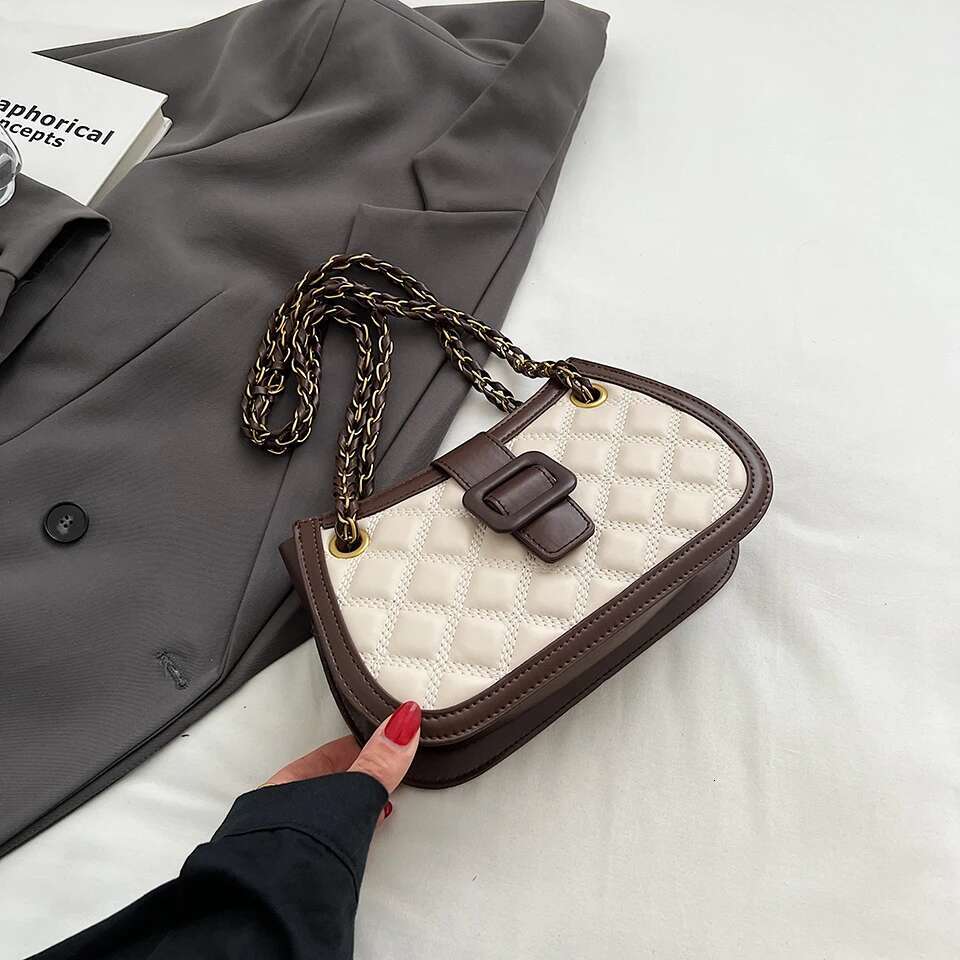 Leisure Handbag Chain New Fashion Women S Leisure Travel Shoulder Crossbody Bag
