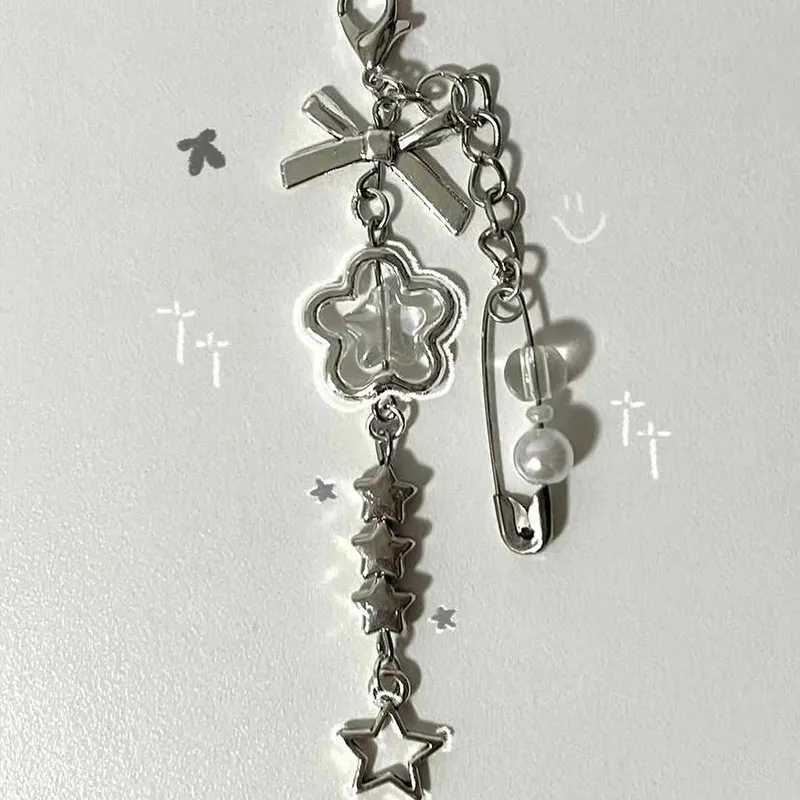 White and black matching keychain star bead pin keychainXJ250409
