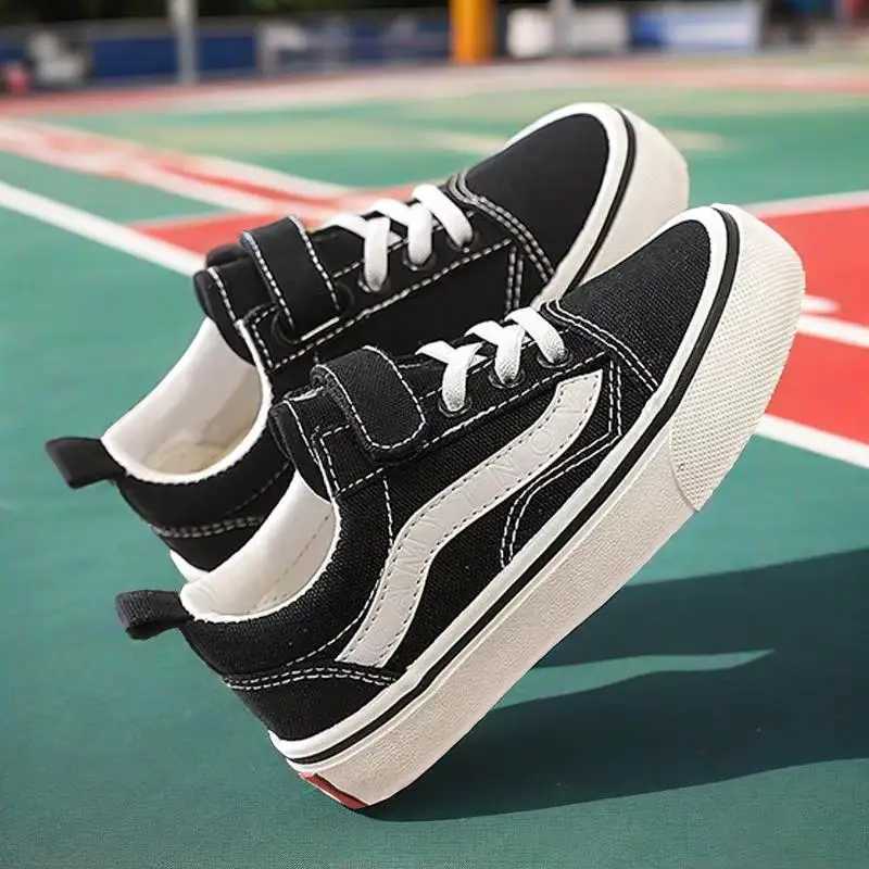 2025 Childrens New Canvas Shoes Youth Boys Fashion Sports Shoes Girls Casual Shoes Young Students Soft Comfortable Bottom Sports Running Shoes X250409