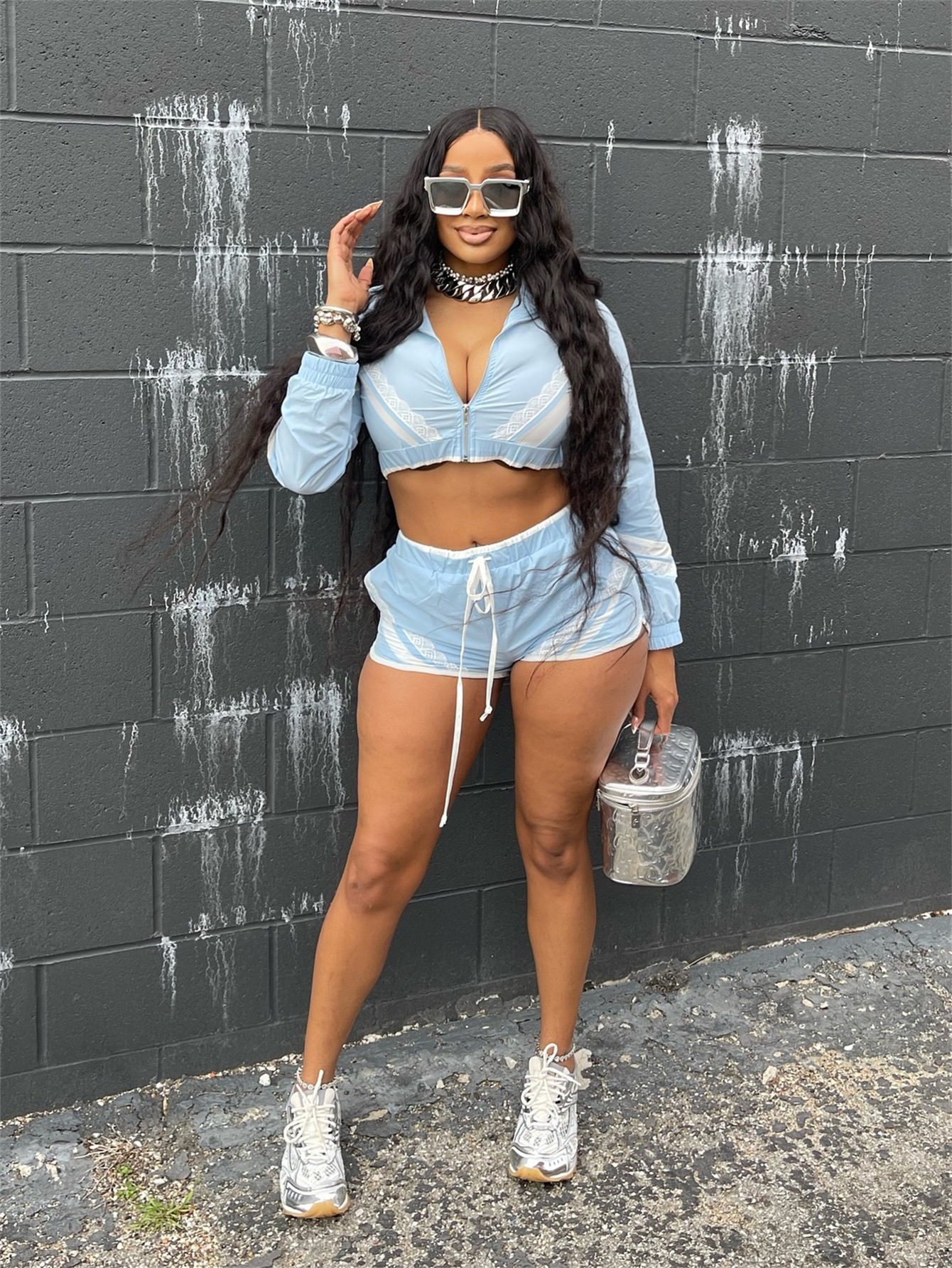 2025S Designer Women s Set Summer Sports Style Solid Color Open Umbilical Zipper Long Sleeve Top with Strap Up Waist Shorts Set