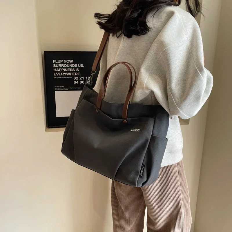 Sewing Thread Large Capacity Canvas Wens Tote Bags Zipper Versatile Ladies Crossbody Bags 2025 New Solid Bolsas Femini Z250409