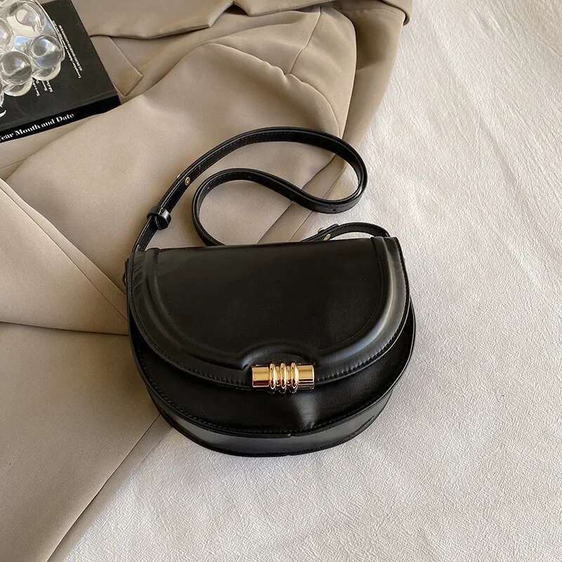 Ins Simple Foreign Style Saddle Women's Fashion Retro Shoulder Messenger Versatile Commuter Bag