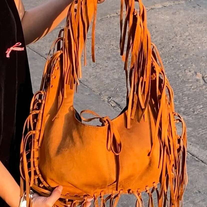 Trendy Tassel Woven Large Capacity Tote Crescent Shaped Trendy Single Shoulder Women's Casual Simple Crossbody Dumpg Bag