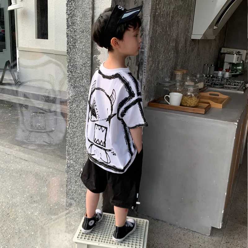 Summer Casual Boys Cotton Contrast Alphabet Graffiti T-shirt+Shorts Set School Childrens Track and Field Clothing Childrens 2PCS Clothing 5-14 Years S