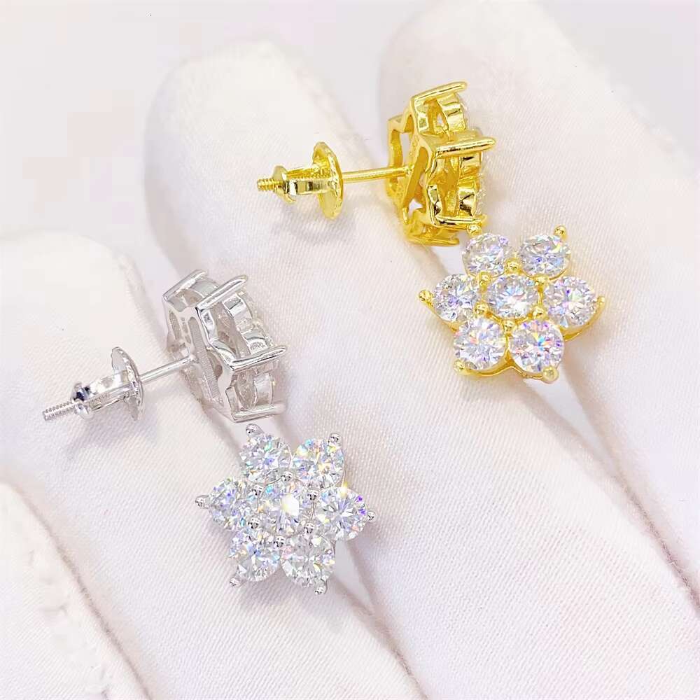 Manufacture Direct Custom 925 Sterling Silver Fashion Jewelry Diamond White Vvs Moissanite Stud Earrings