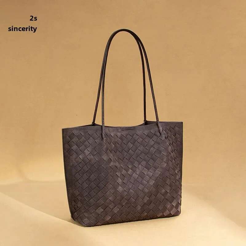 Autumn/Winter New Large Capacity Single Shoulder Woven Frosted Handbag Trendy Stream Mother Tote Bag Women's