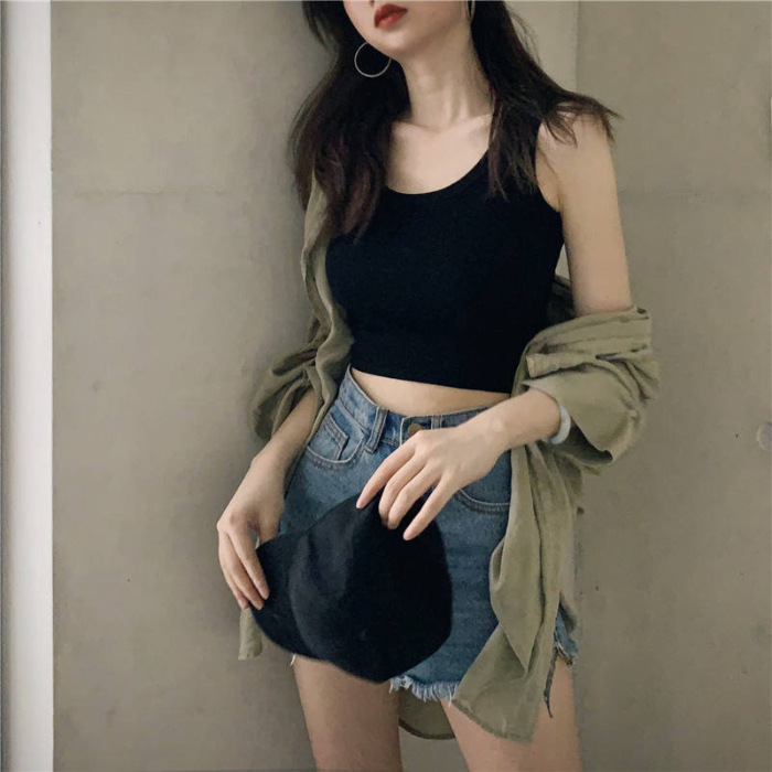 2025S Designer Women S T Shirt Short Inner Lining Sleeveless Suspender Student For Women S Spring Summer Outerwear Tight And Navel Exposed Small Tank 