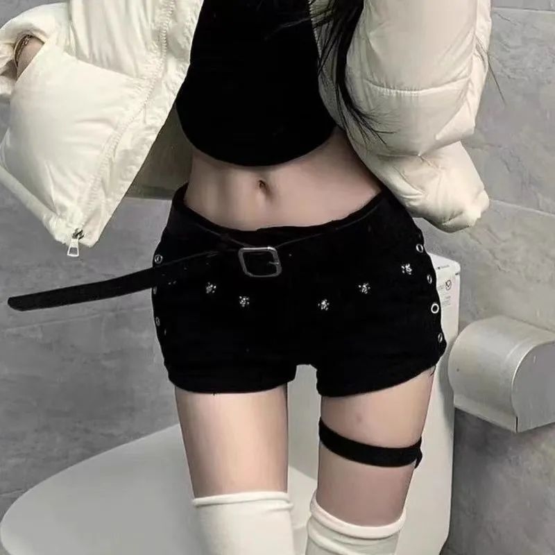 2025S Designer Shorts For Women New American Style Spicy Girl Denim Shorts For Women S Summer Thin High Waist Slimming Straight Loose Wide Leg Pants B