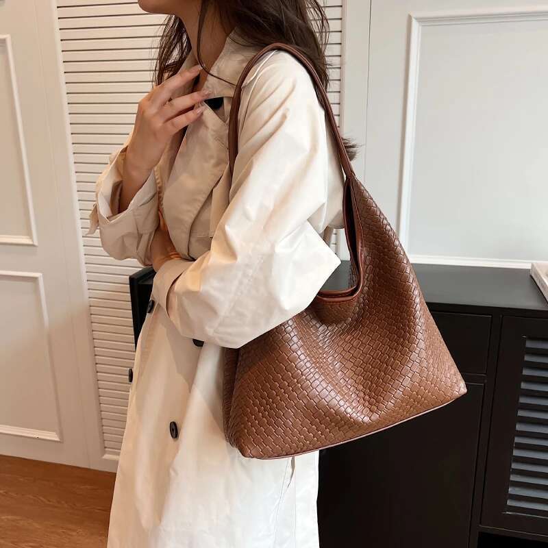 Large Capacity Female Handbag Soft Leather Underarm Women Fashion Solid Color Simple One Shoulder Crossbody Bag Tote