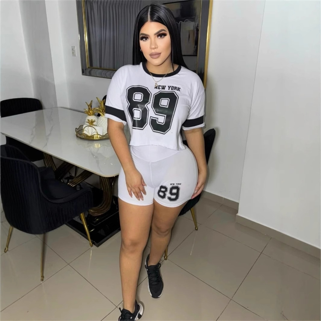 2025S Designer Women S Set New Personalized Slim Fit Text Printed Short Sleeved Top Tight And Sexy Hip Hugging Shorts Set For Women