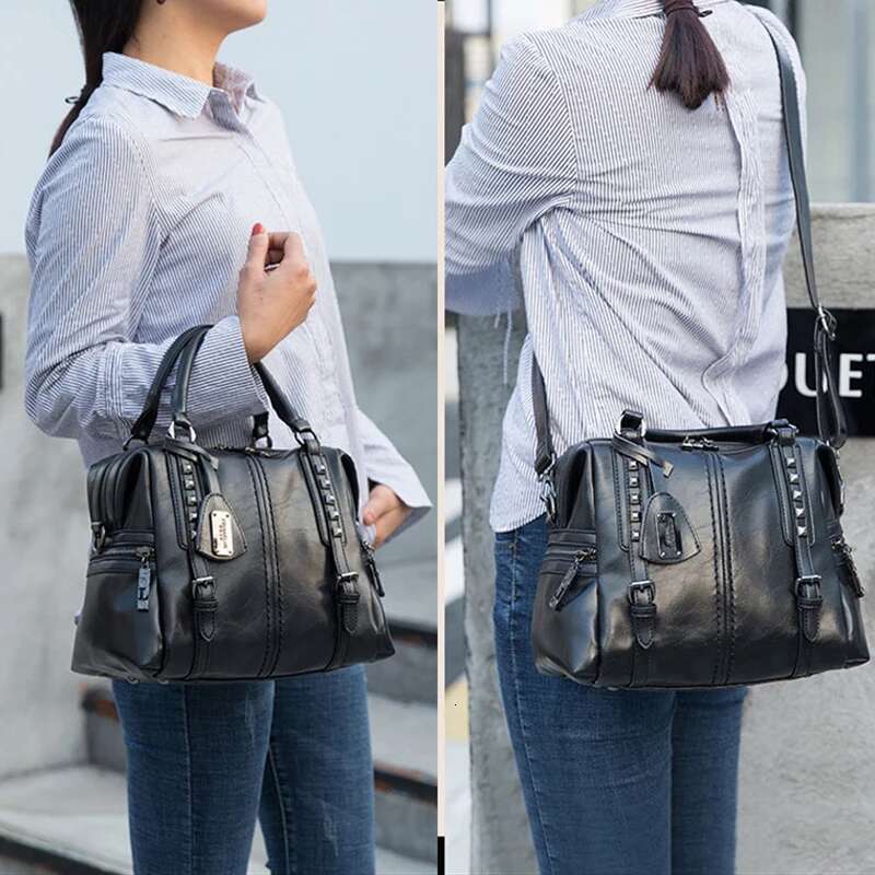 Vintage Women's Designer PU Leather Large Capacity Women Shoulder Bag Classic Rivet Decoration Female Handbag D158