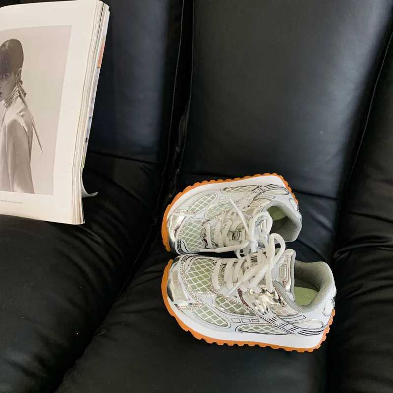 Summer 2025 breathable hollow track metal sports shoes for boys and girls childrens casual shoes childrens sports shoes X250409