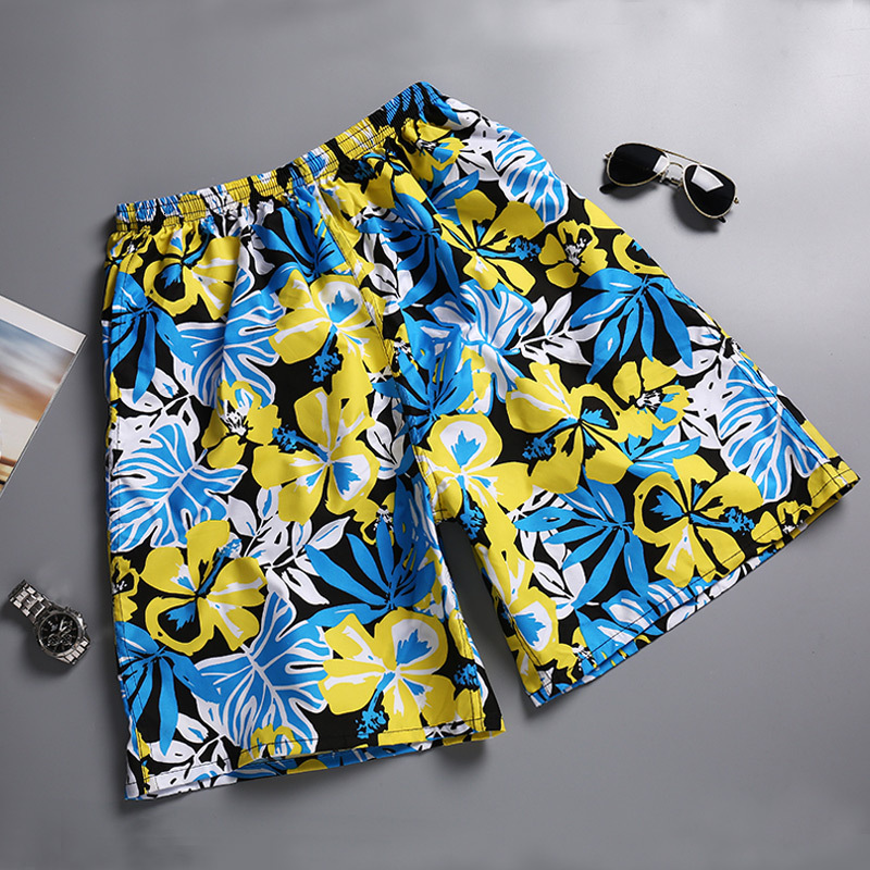 2025 New Designer Men Shorts Beach Swimming Loose Casual Shorts Sports Men Five Piece Pants Quick Drying New Large Shorts