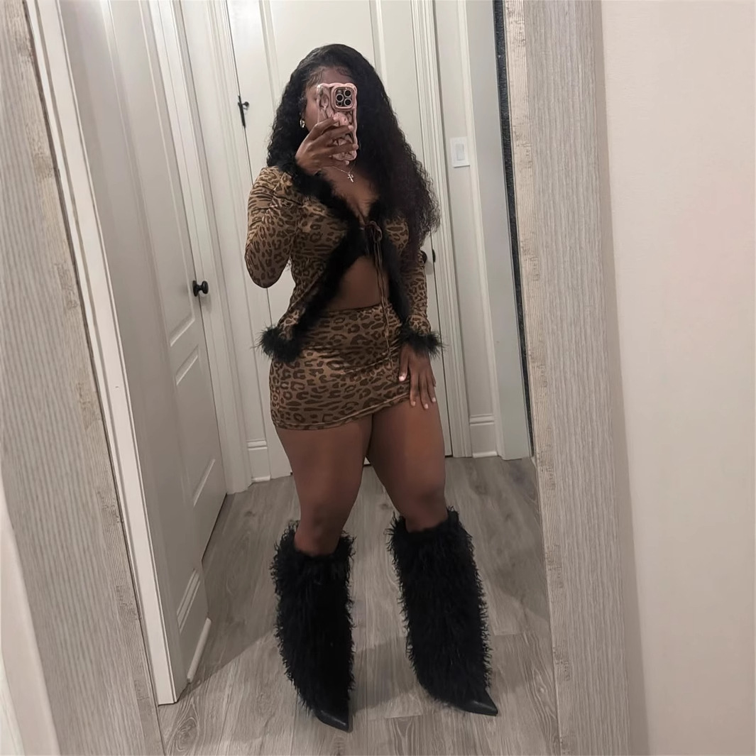 2025S Designer Women S Set Slim Fit Sexy Leopard Print Wild Hip Hugging Skirt Long Sleeved Fur Patchwork Lace Up Top Set For Women