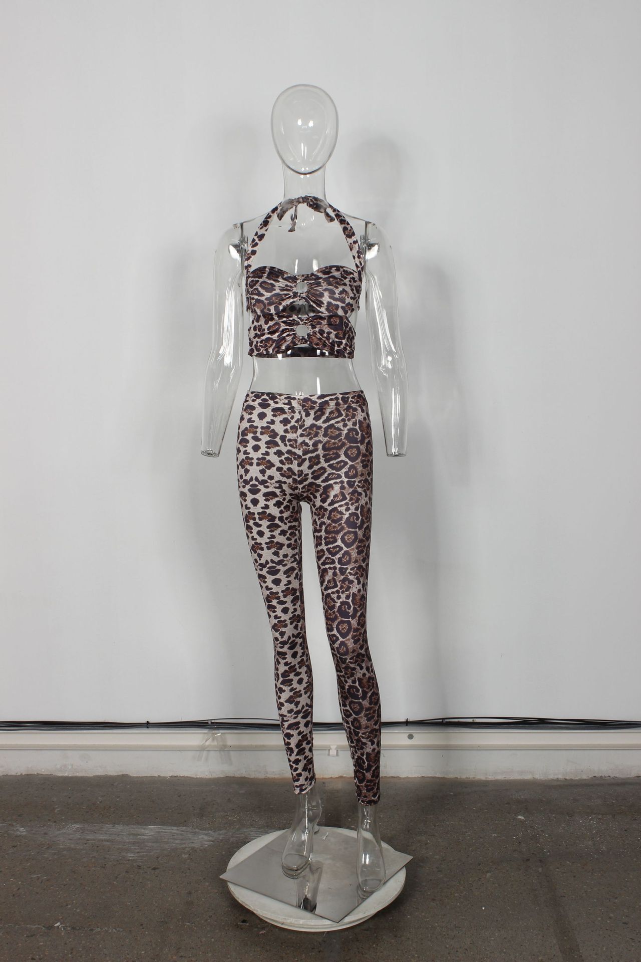2025S Designer Women S Set New Fashionable Leopard Print Slim Fit Sexy Hollow Out Short Vest Top Cropped Pants Set