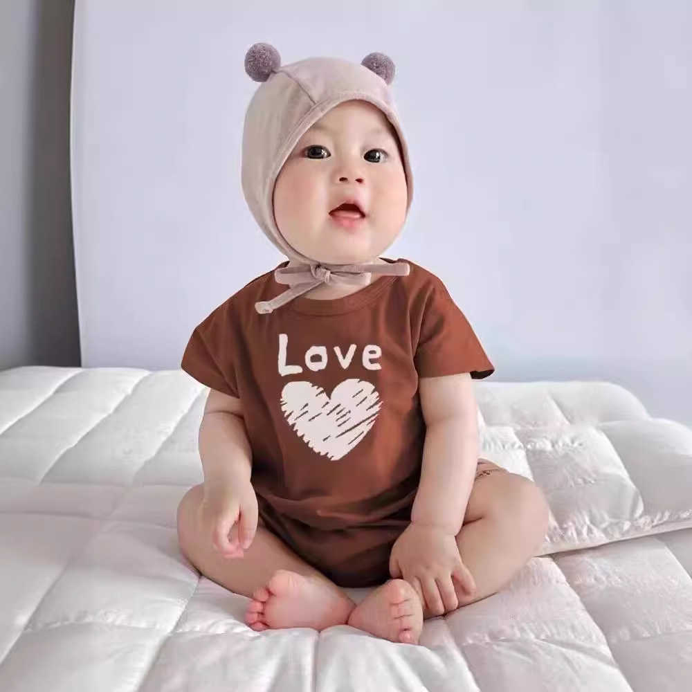 Special parent-child outfit 2025 summer outfit new family of three LOVE love short sleeved western-style t-shirt family outfit S2548