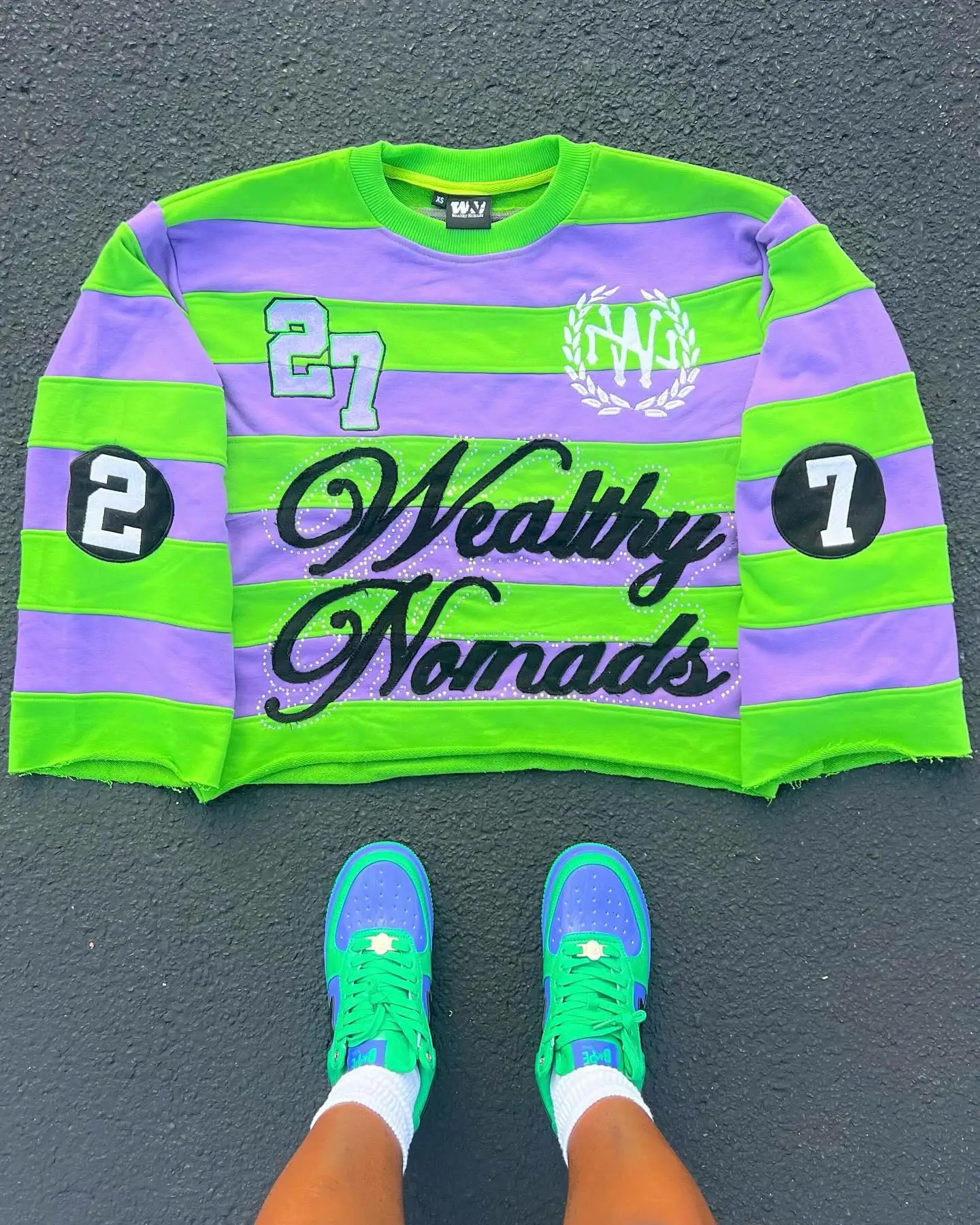 Womens hiphop letter y decal striped graphic Tshirt Y2k Harajuku fashion round neck shirt long sleeved 250409