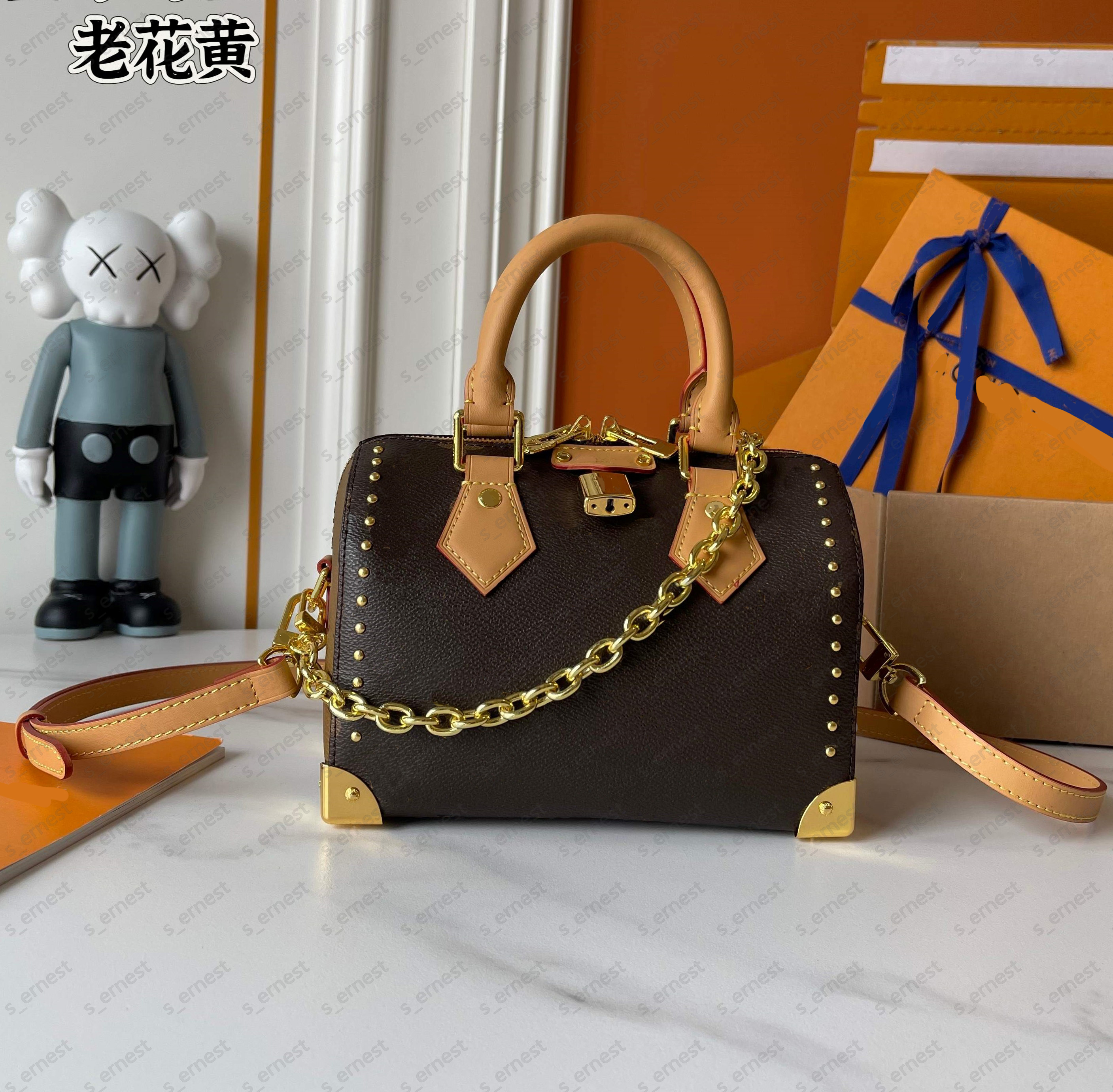 Fashion Boston Pillow Bag Retro Rivet bag Women's Shoulder Crossbody Large Capacity Luxury Designer Chain Handbag And Purse