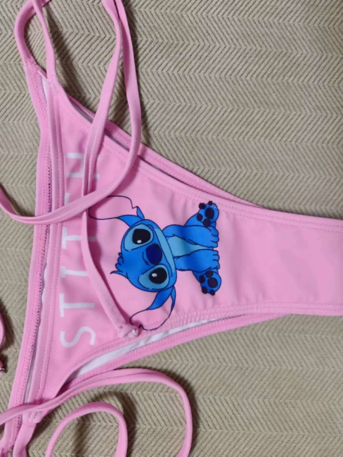 2 pcs/a set Cute Cartoon Bikini Small Breast Gathers Beach Vacation Style