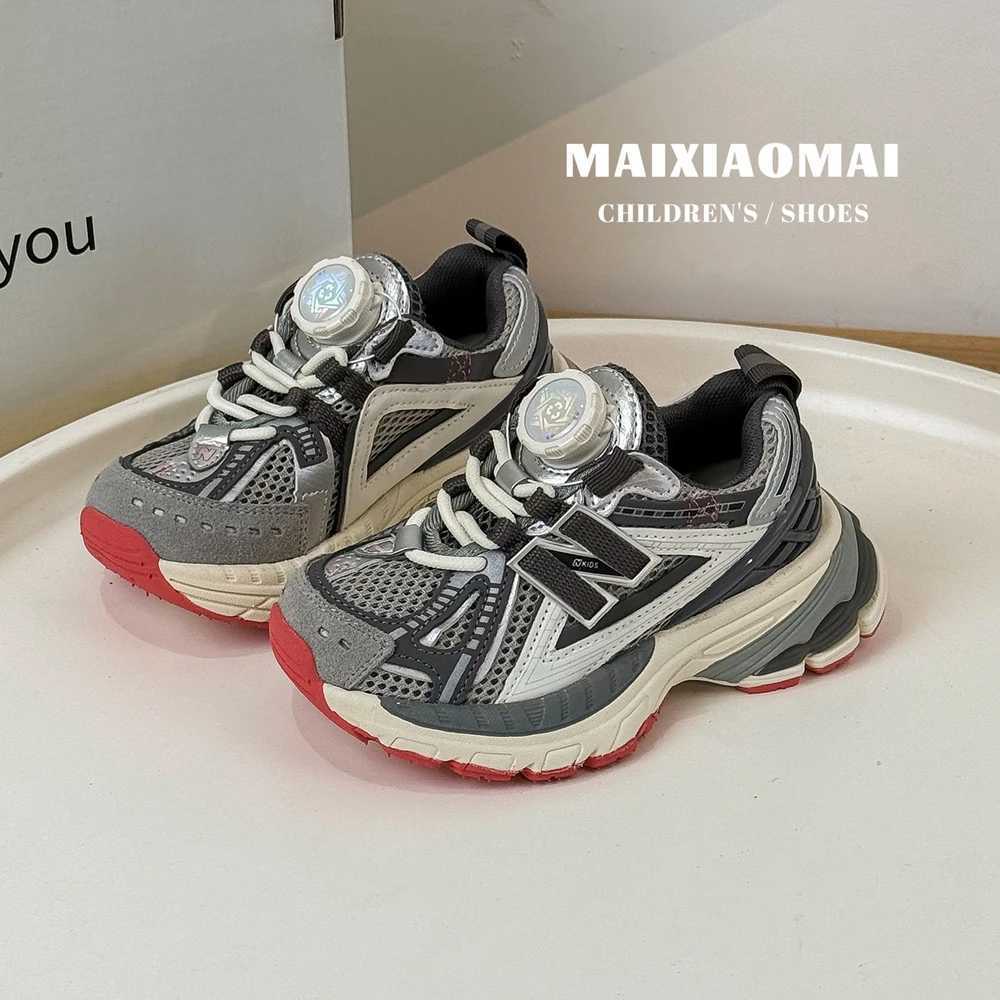 New childrens shoes lightweight and comfortable sports running shoes for boys fashionable high gain shoes for girls X250409