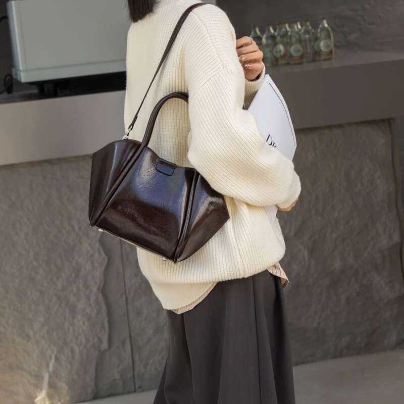 YANATARI Genuine Leather Woman Shoulder Handbags Ladies Crossbody Bags Designer Minimalism Cowhide Bucket Bag