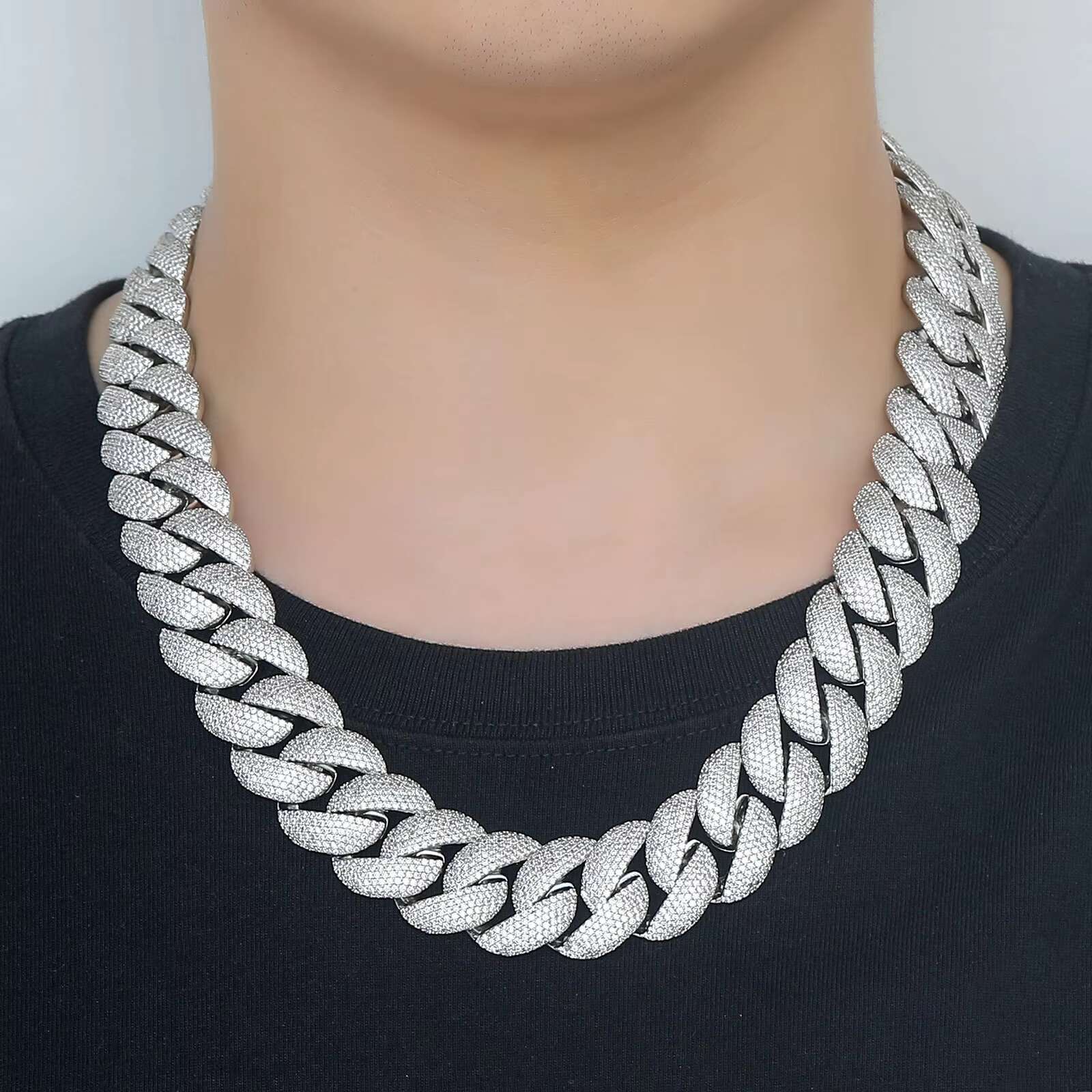 Hip-hop Trend Jewelry Copper-encrusted Zircon 22mm Cuban Chain Gold-plated Mens Necklace Wholesale