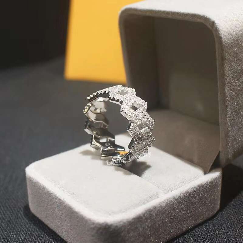 Custom Fashion Design Cuban Ring VVS Moissanite 925 Sterling Silver Hip Hop Ice Out White Gold Jewelry Gift for Men