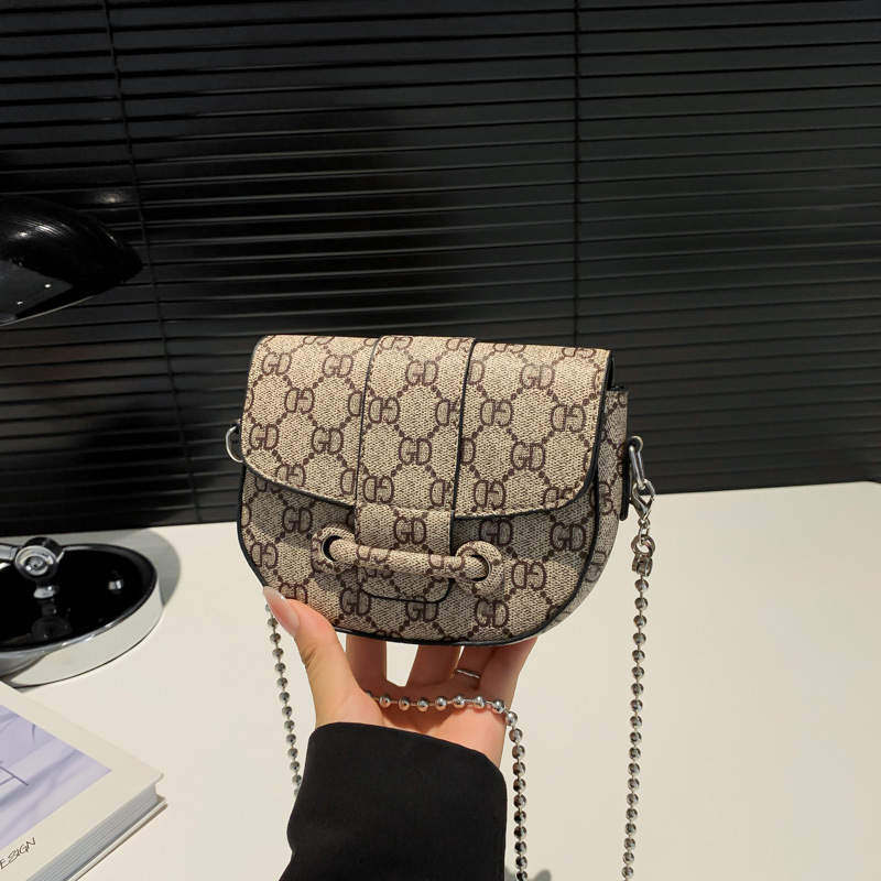 2025 Women's summer fashion small square Popular leisure shoulder cross body bag this year new design