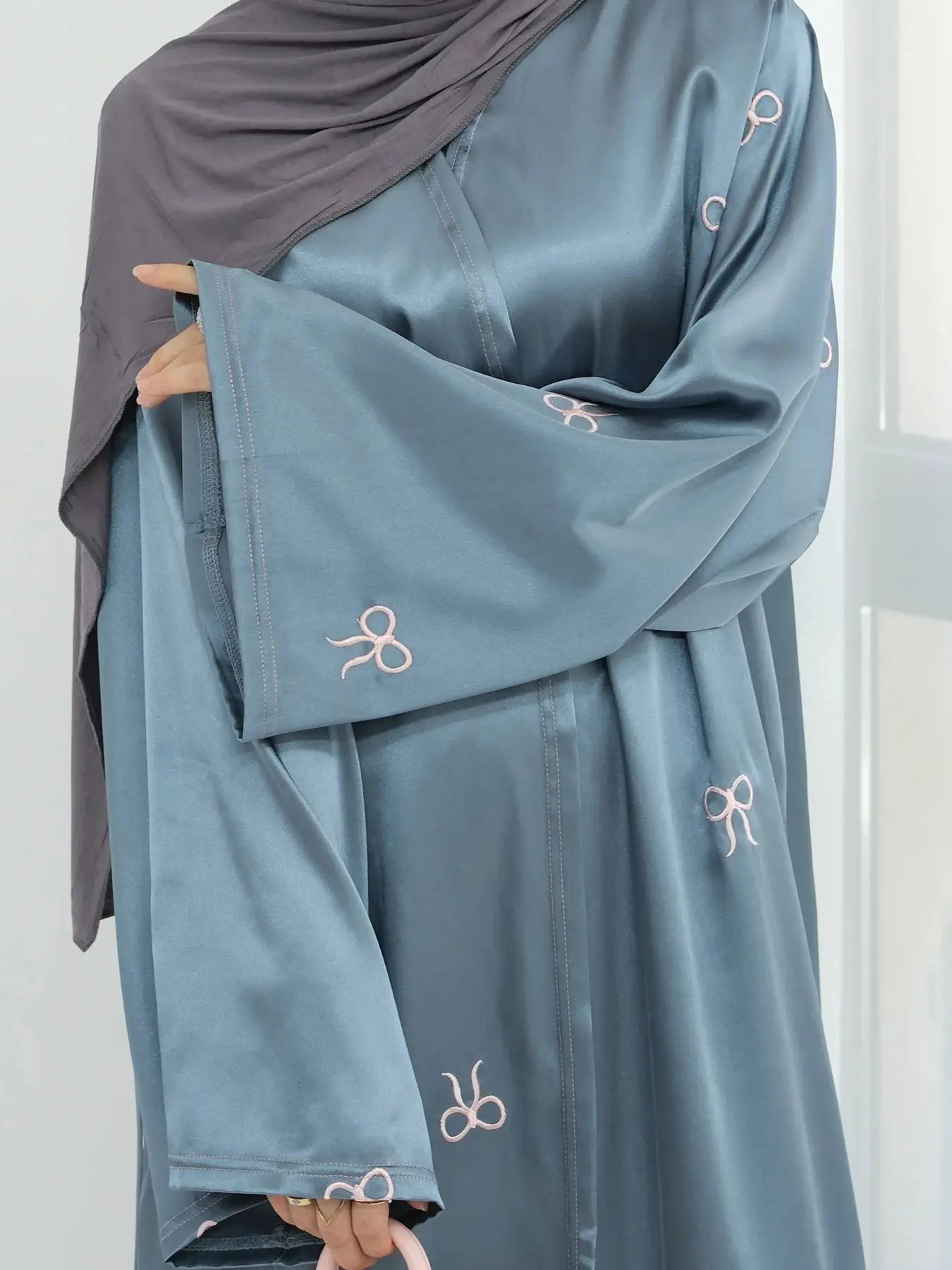 Fashionable ed Kimono Oversized Muslim Robe Abaya Syari Female Full Length Open Worship Service wy2156 250409