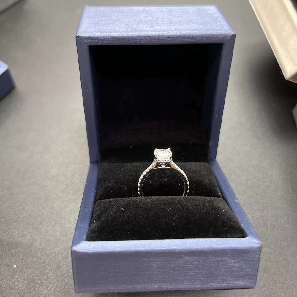 Rswimming Phone Pouchr VVS1 Moissanite Diamond 1.5CT St Case White 18K Rings 1 Piece Romantic 18k Gold Gemstone Rings Ice Cut