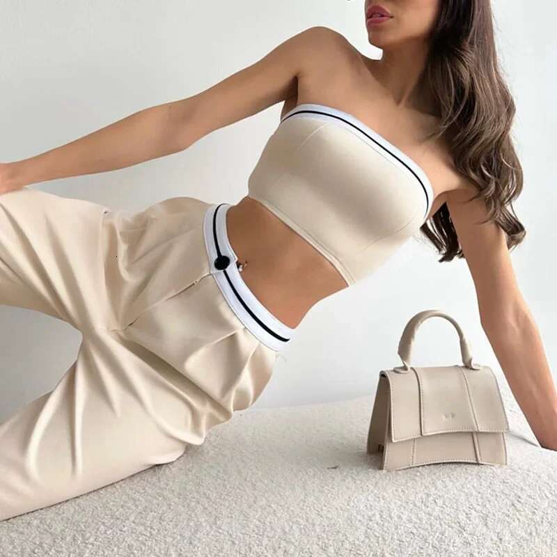 Spring/Autumn New Spicy Girl Outerwear Sports Tank Top, Strapless, Contrasting Color, High Waist, Wide Leg Pants, Casual Suit