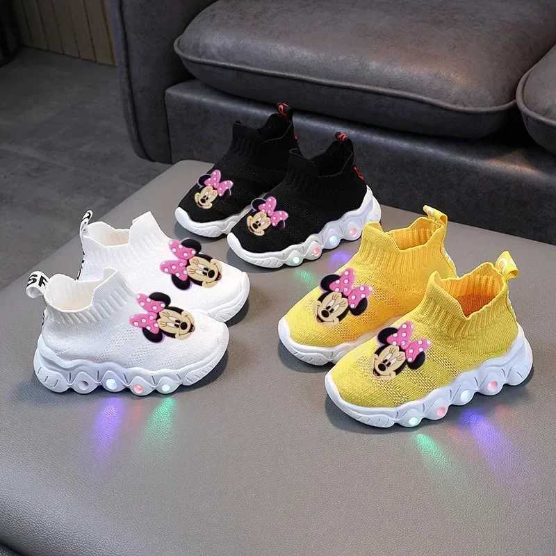 Children Spring and Autumn Lighting Socks Casual Shoes Boys and Girls Flight Weaving Sports Shoes Baby Running Shoes X250409