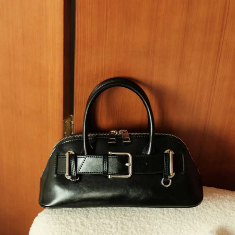 Fashion Genuine Leather Shoulder Textured Y2k Underarm Messenger High End Design Shell Bag Wallet Handbag